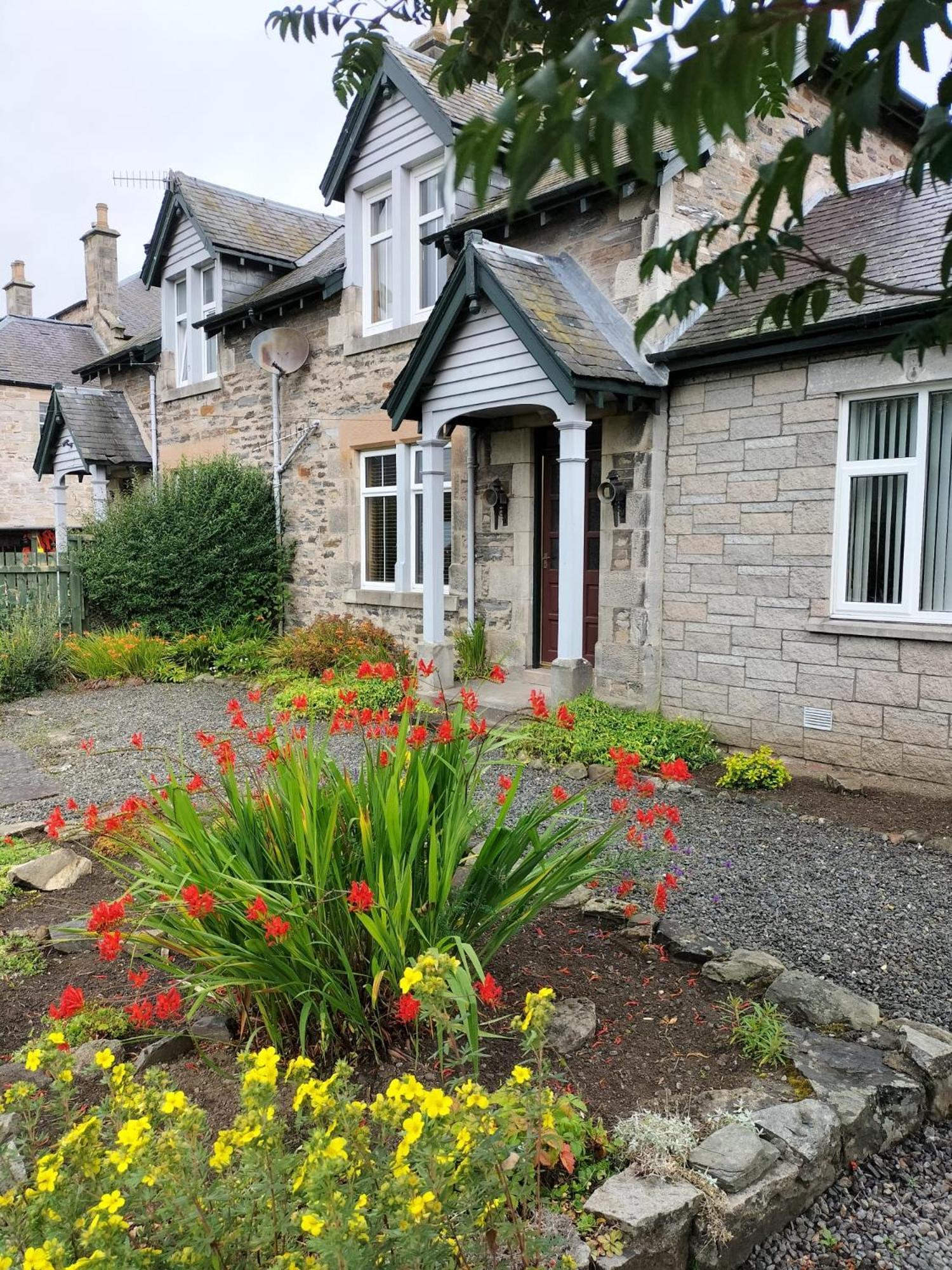 Esk Cottage Pitlochry Eksteriør bilde